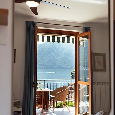 Vista Azzurra - By Lovecomo Hébergement de vacances Sala Comacina