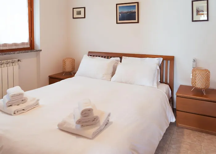 Holiday home Vista Azzurra - By Lovecomo *